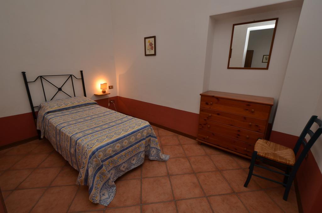 Azienda Agrituristica Allumiere Villa Кампилия Маритима Стая снимка